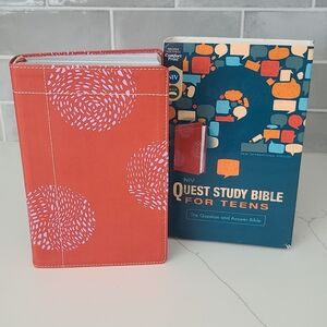 New NIV Quest Bible for Teens - Coral Leathersoft, Comfort Print - by Zondervan